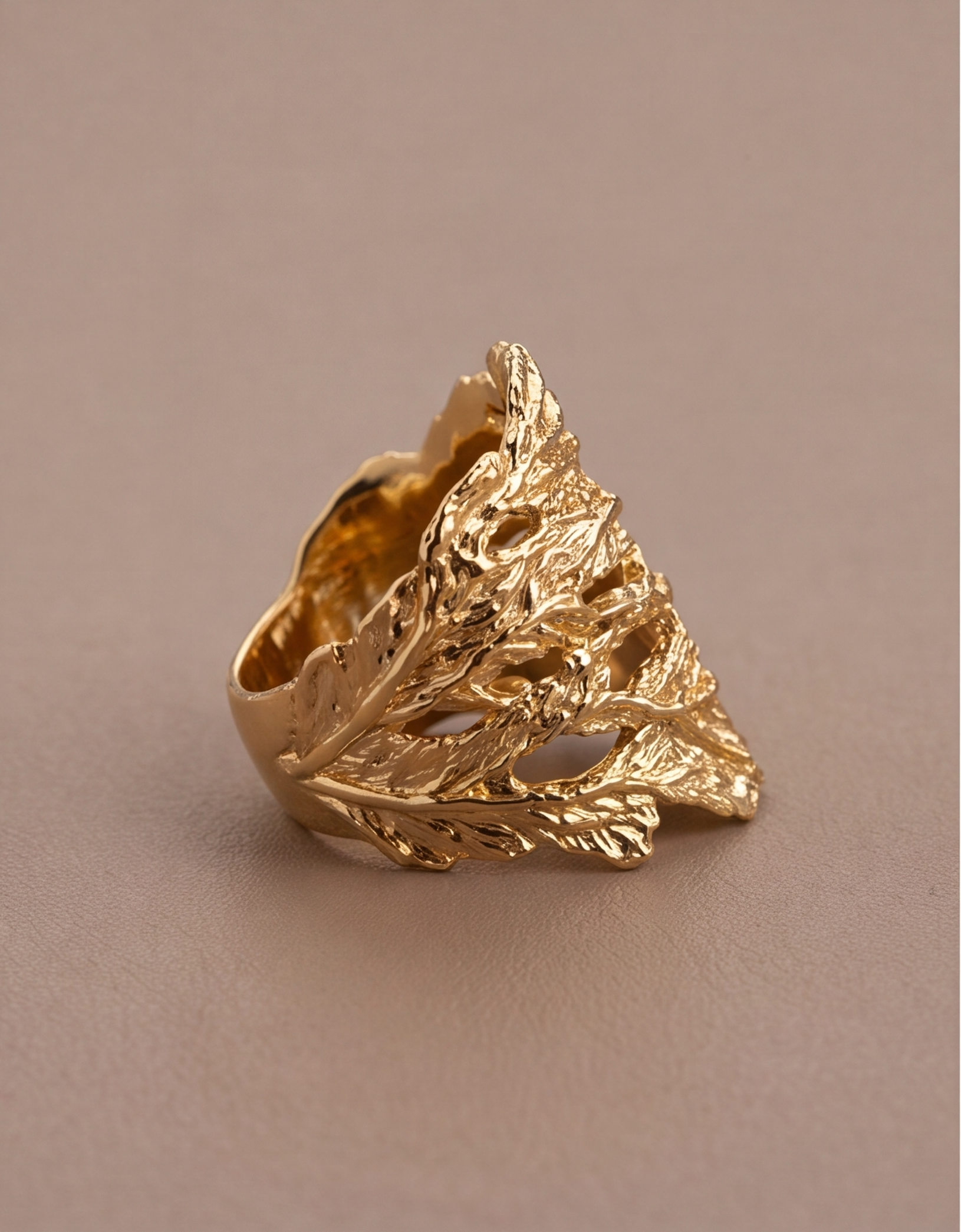 Leyra Ring