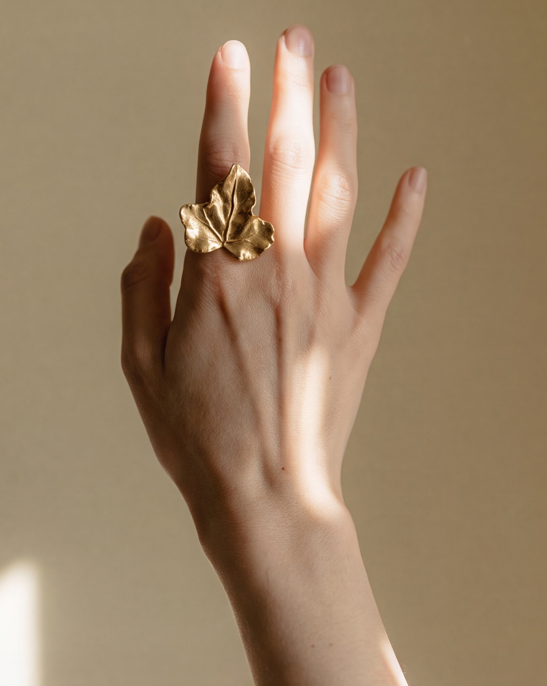 Ivynia Ring