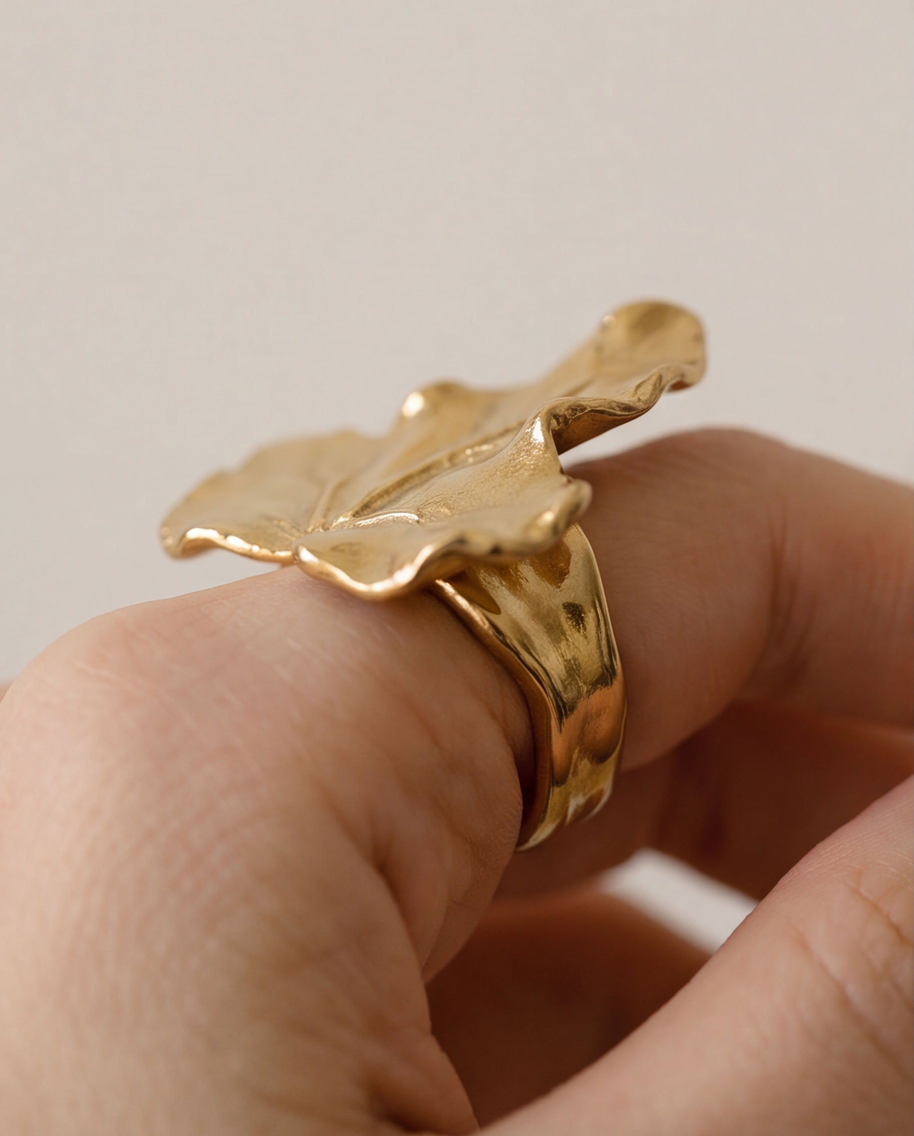 Ivynia Ring