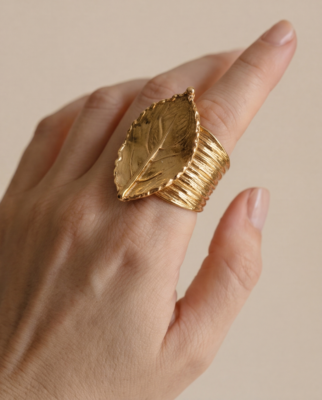 Folia Ring
