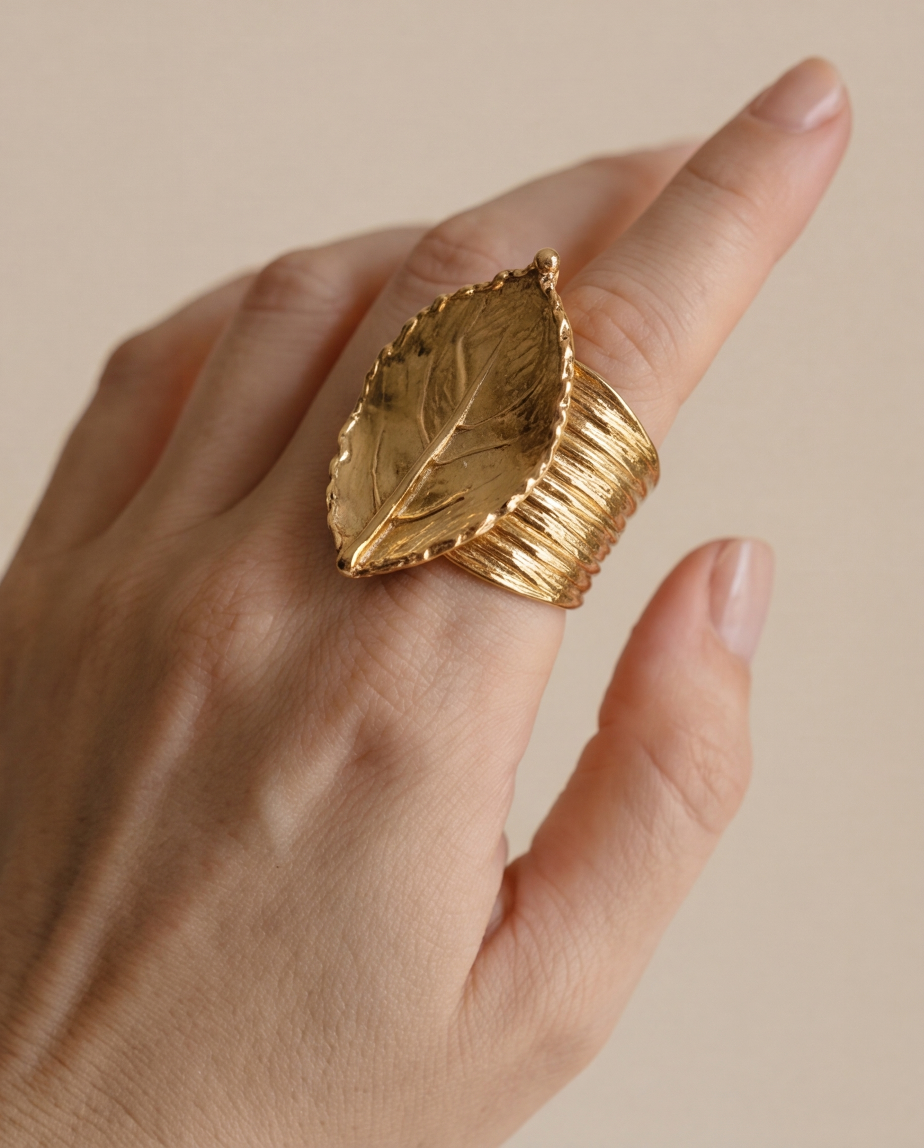 Folia Ring